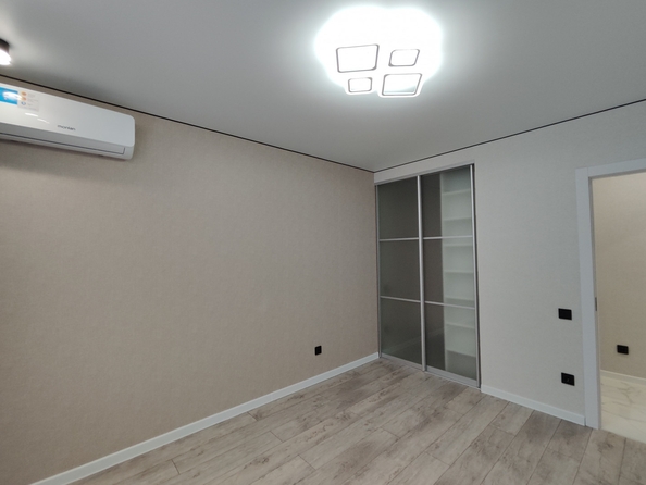 
   Продам 1-комнатную, 36 м², Еременко ул, 114/1

. Фото 7.