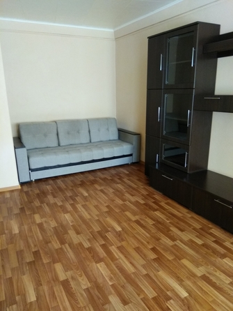 
   Продам 1-комнатную, 33 м², Коммунистический пр-кт, 31/1

. Фото 1.
