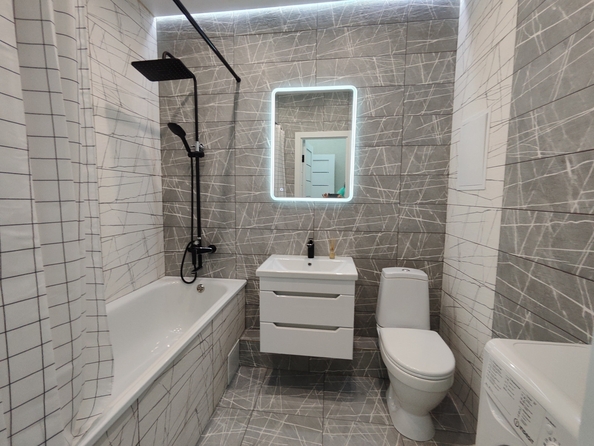 
   Продам 1-комнатную, 39 м², Солженицына пр-кт, 13

. Фото 11.