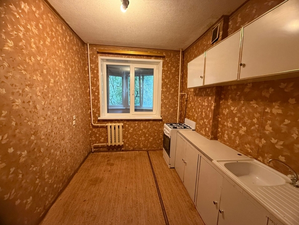 
   Продам 1-комнатную, 36 м², Зорге ул, 70

. Фото 1.