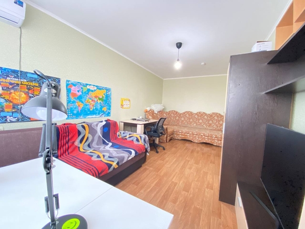 
   Продам 1-комнатную, 43 м², Платона Кляты ул, 27

. Фото 10.