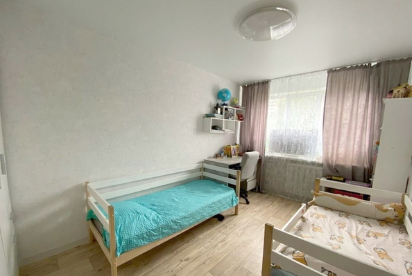 
   Продам 2-комнатную, 46 м², Андрея Сладкова ул, 85

. Фото 4.
