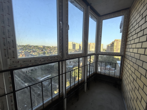 
   Продам 3-комнатную, 77 м², 23-я линия ул, 23

. Фото 8.