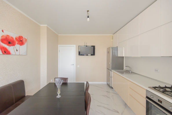 
  Продается 2-комн. квартира, 77.03 м², Береговая ул, д. 117
. Фото 9.