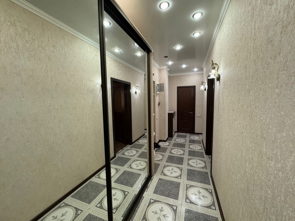 
   Продам 2-комнатную, 56 м², Извилистая ул, 11/1

. Фото 2.