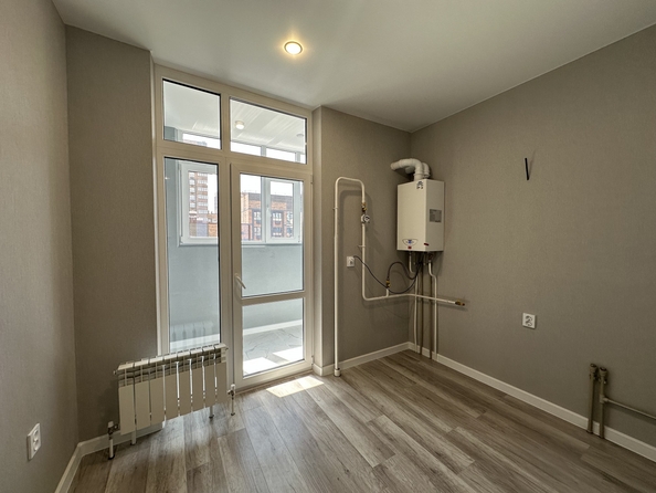 
   Продам 1-комнатную, 32.5 м², 40-летия Победы пр-кт, 111/1

. Фото 5.
