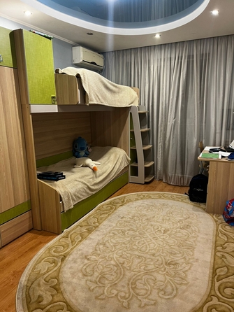 
   Продам 3-комнатную, 64 м², Комарова б-р, 11/3

. Фото 17.