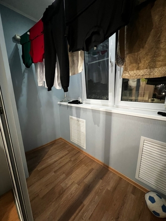 
   Продам 3-комнатную, 64 м², Комарова б-р, 11/3

. Фото 23.