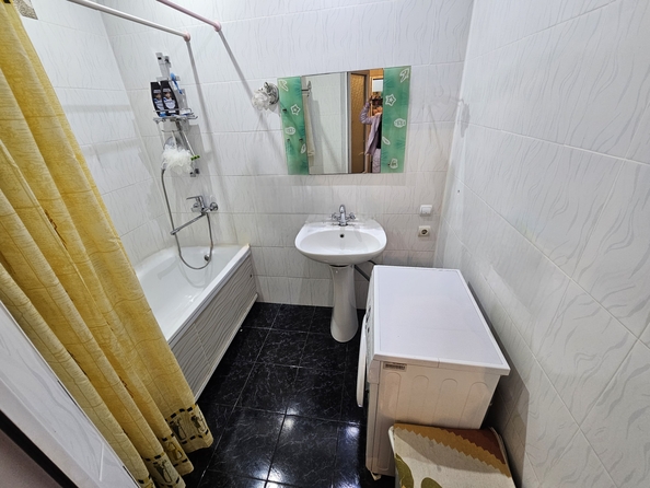
   Продам 2-комнатную, 47 м², Луначарского ул, 166а

. Фото 6.