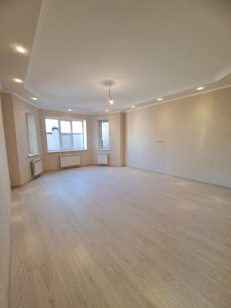 
   Продам дом, 300 м², Ростов-на-Дону

. Фото 8.