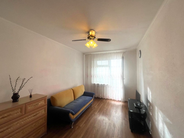 
  Сдается 2-комн. квартира, 55 м², Комарова б-р, д. 7
. Фото 3.