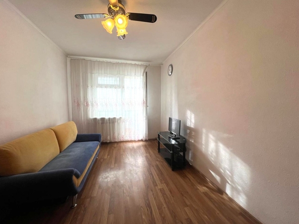 
  Сдается 2-комн. квартира, 55 м², Комарова б-р, д. 7
. Фото 5.