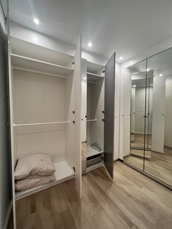 
  Продается 4-комн. квартира, 200 м², Соборный пер, д. 90
. Фото 15.