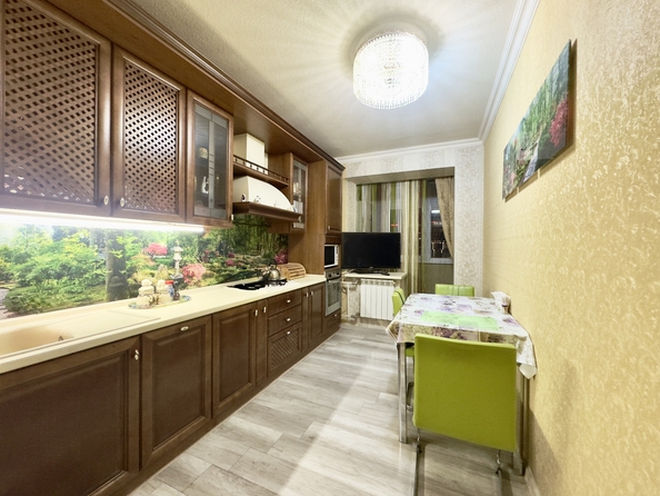 
  Продается 3-комн. квартира, 70 м², 40-летия Победы пр-кт, д. 97
. Фото 4.