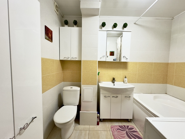 
  Продается 3-комн. квартира, 70 м², 40-летия Победы пр-кт, д. 97
. Фото 6.