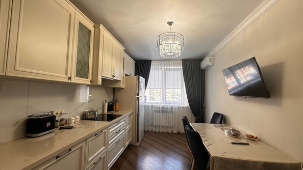 
  Продается 3-комн. квартира, 72 м², Творческая ул, д. 9
. Фото 2.