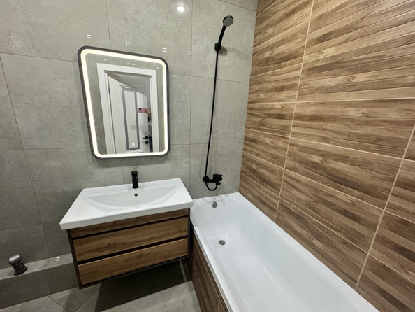 
  Продается 2-комн. квартира, 44 м², 40-летия Победы пр-кт, д. 53
. Фото 6.