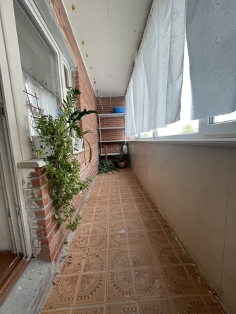 
  Продается 2-комн. квартира, 85 м², Комарова б-р, д. 16
. Фото 6.