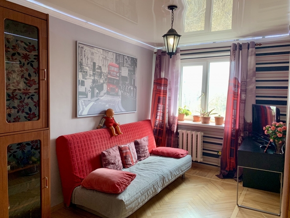 
  Продается 3-комн. квартира, 60 м², Стачки пр-кт, д. 11
. Фото 1.