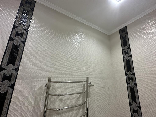 
  Продается 3-комн. квартира, 95 м², Адыгейская ул, д. 30
. Фото 12.
