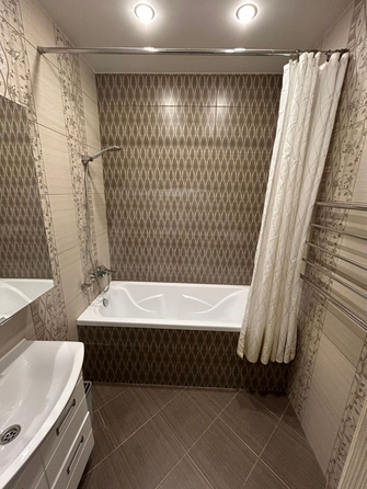 
  Продается 2-комн. квартира, 56 м², Еременко ул, д. 94
. Фото 11.