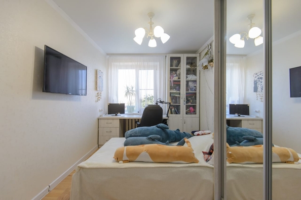 
  Продается 4-комн. квартира, 80 м², 1-я Баррикадная ул, д. 48
. Фото 8.
