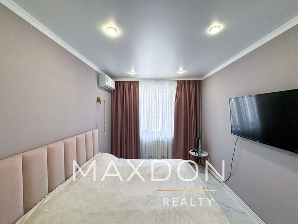
  Продается 3-комн. квартира, 90 м², Берберовская ул, д. 4/2
. Фото 16.