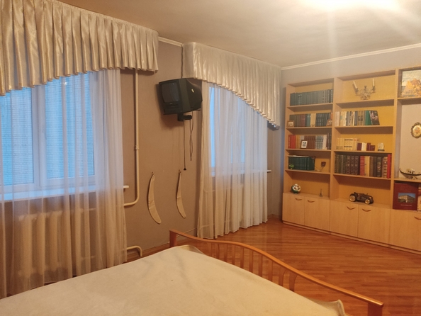 
  Продается 3-комн. квартира, 120 м², Согласия ул, д. 18
. Фото 2.