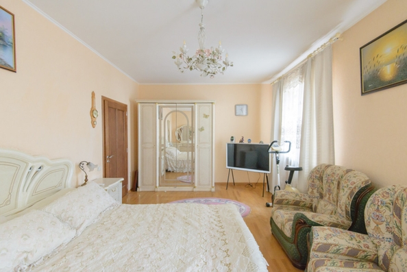 
  Продается 4-комн. квартира, 185 м², Максима Горького ул, д. 104
. Фото 10.