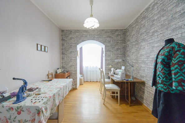 
  Продается 4-комн. квартира, 185 м², Максима Горького ул, д. 104
. Фото 15.