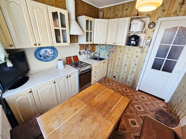 
  Продается 1-комн. квартира, 36 м², Стачки пр-кт, д. 208/1
. Фото 4.