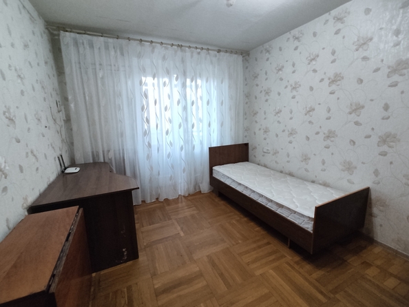 
  Продается 3-комн. квартира, 60 м², 1-я Баррикадная ул, д. 48
. Фото 4.