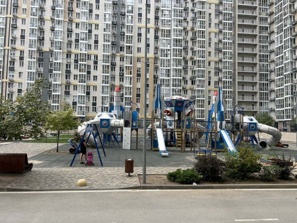 
  Продается 2-комн. квартира, 52 м², Стабильная ул, д. 3
. Фото 26.