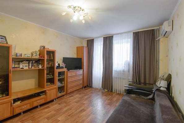 
  Продается 2-комн. квартира, 65 м², Извилистая ул, д. 21
. Фото 5.