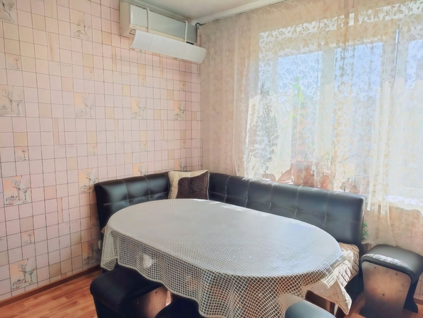 
  Продается 2-комн. квартира, 57 м², Благодатная ул, д. 166а
. Фото 8.