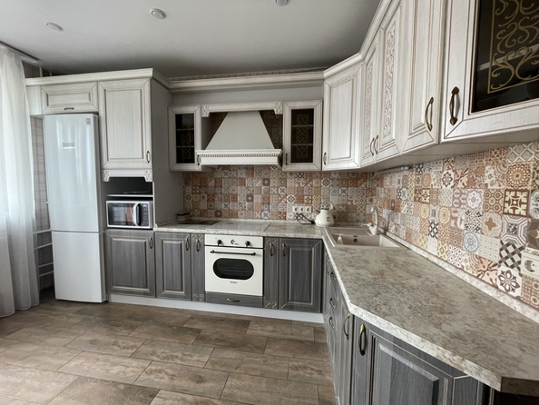 
  Продается 1-комн. квартира, 52.7 м², 2-я Володарского ул, д. 178
. Фото 7.