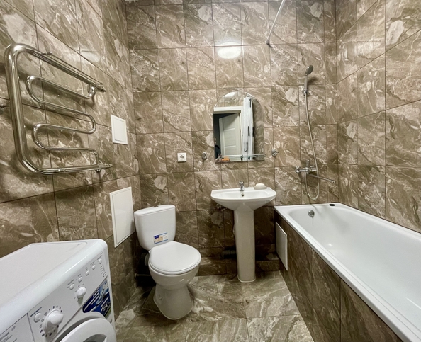 
  Продается 1-комн. квартира, 44 м², Шеболдаева ул, д. 95с
. Фото 8.