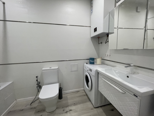 
  Продается 2-комн. квартира, 55 м², Тружеников ул, д. 80
. Фото 3.