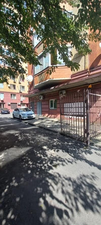 
  Продается 3-комн. квартира, 93 м², Шаумяна ул, д. 26
. Фото 9.