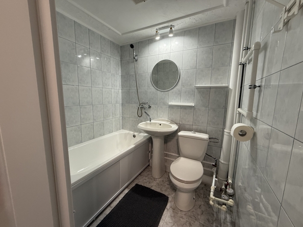 
  Продается 1-комн. квартира, 37 м², Жмайлова ул, д. 6
. Фото 13.