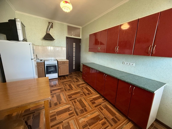 
  Сдается 1-комн. квартира, 48 м², Заводская ул, д. 1/38
. Фото 4.