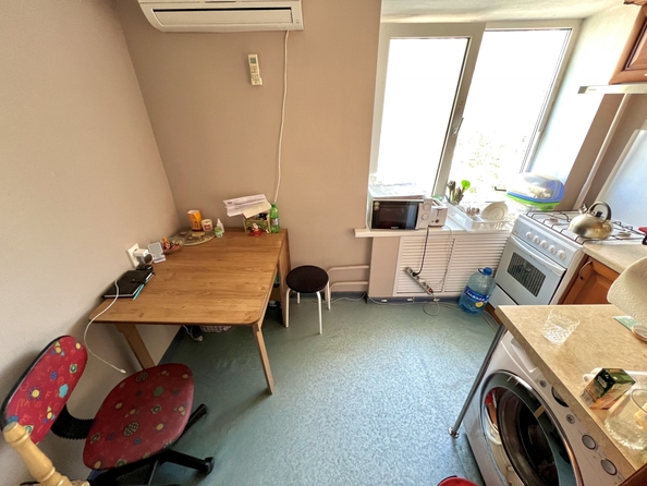 
  Продается 1-комн. квартира, 34 м², Платова ул, д. 8
. Фото 2.