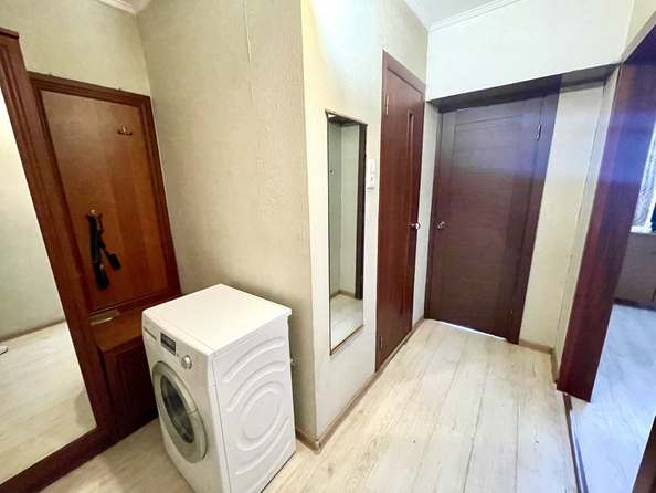 
  Продается 1-комн. квартира, 30.5 м², Малиновского ул, д. 46
. Фото 5.
