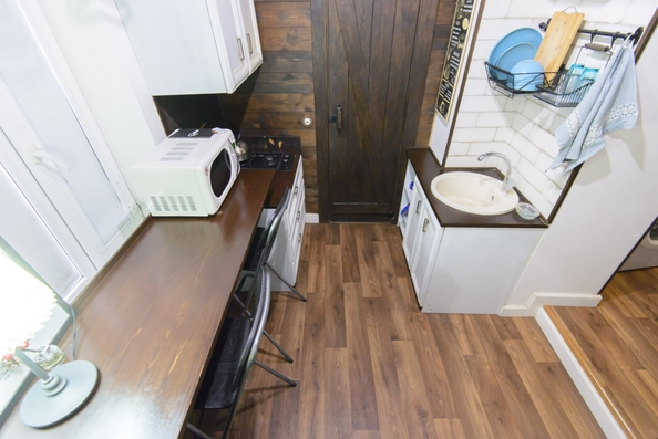 
  Продается 3-комн. квартира, 49 м², Большая Садовая ул, д. 23
. Фото 3.