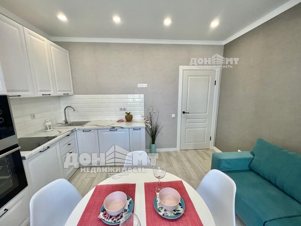 
  Продается 2-комн. квартира, 40 м², Жмайлова ул, д. 19а
. Фото 3.