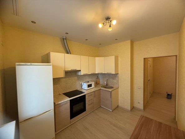 
  Продается 1-комн. квартира, 42 м², Зорге ул, д. 42а/127
. Фото 4.