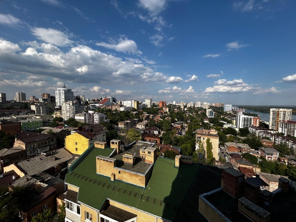 
  Продается 3-комн. квартира, 90 м², Крыловской пер, д. 10
. Фото 1.