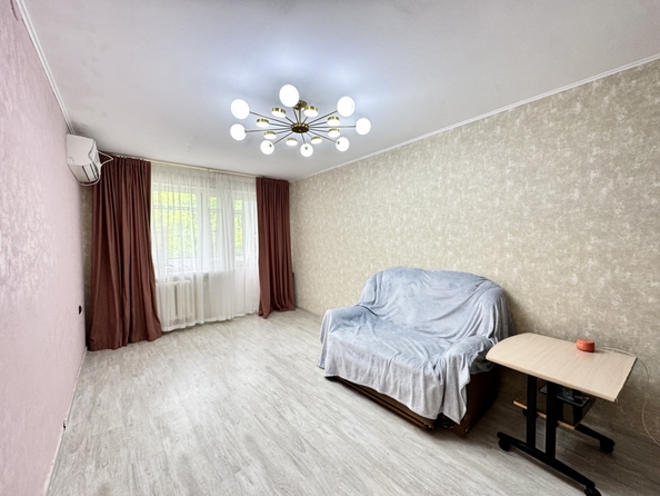
  Продается 2-комн. квартира, 44 м², 40-летия Победы пр-кт, д. 63
. Фото 2.