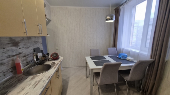 
  Продается 2-комн. квартира, 52.9 м², Платова б-р, д. 2
. Фото 7.