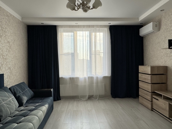 
  Продается 1-комн. квартира, 38 м², Еляна ул, д. 54
. Фото 1.